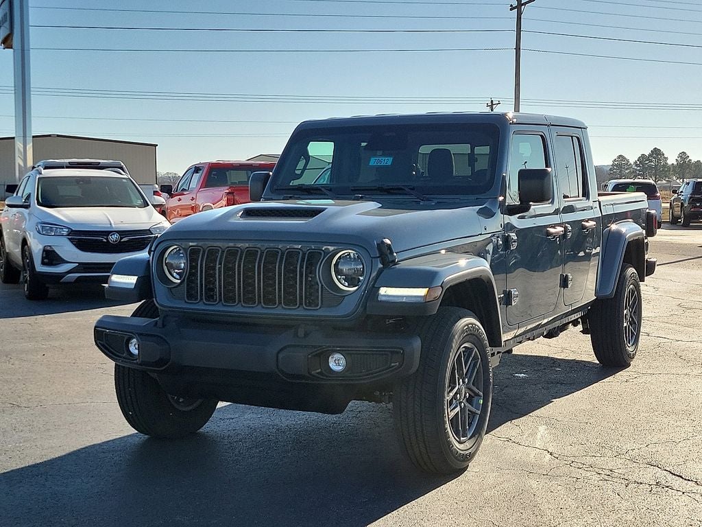 2026 Jeep Gladiator — side profile view