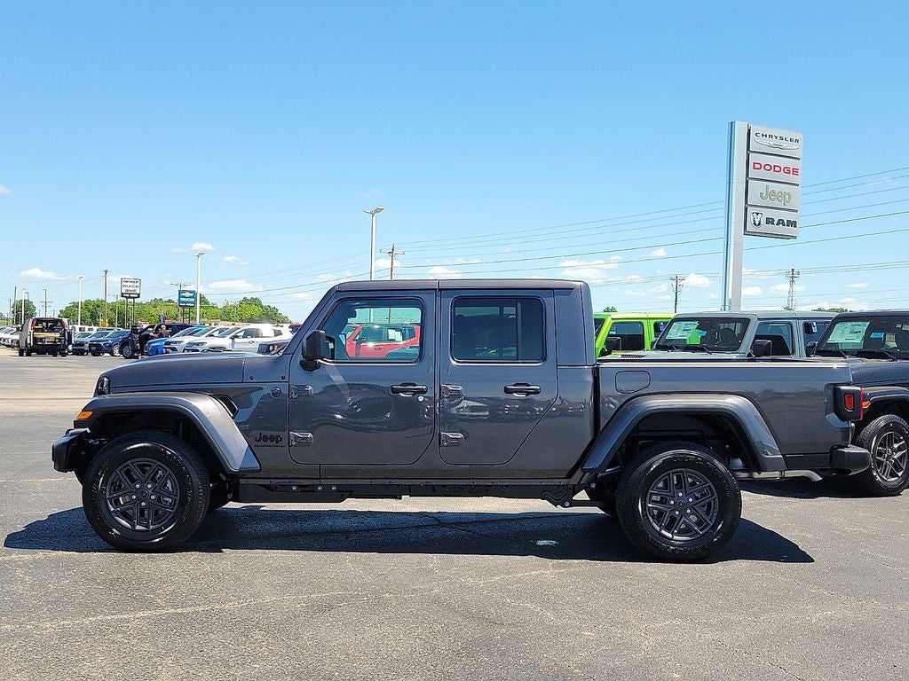 2026 Jeep Gladiator — rear three-quarter view